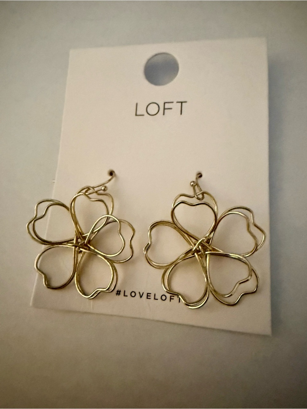 NWT  LOFT  Gold Wired Flower Drop Earrings